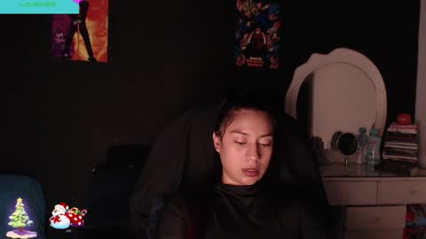 Yesi online show from December 2024 04:49:01 PM