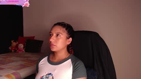 Yesi online show from October 2025 04:59:02 PM