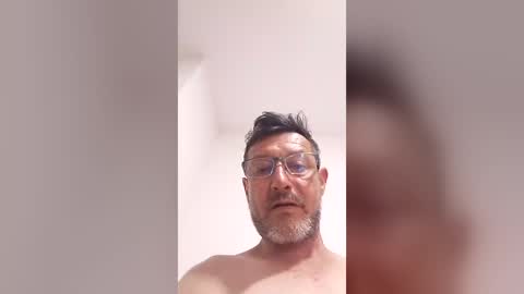 Snapshot of yescam_724 chatting on July 2026 12:20:01 PM yescam_724 online show from July 2026 12:20:01 PM
