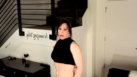 Ashley online show from March 2026 04:19:01 AM