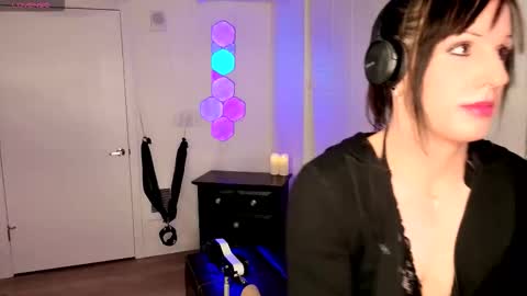 Ashley online show from March 2026 07:58:02 AM