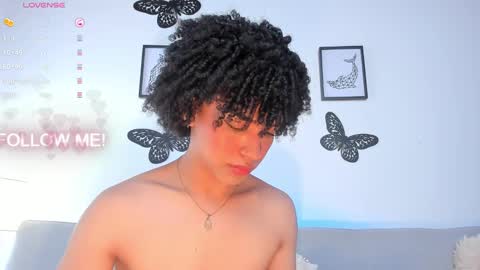 Snapshot of yess__daddyy chatting on December 2024 04:53:02 PM YAMPOOL online show from December 2024 04:53:02 PM