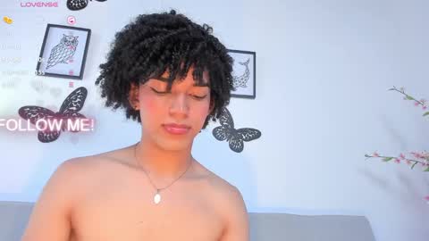 Snapshot of yess__daddyy chatting on January 2025 04:37:02 PM YAMPOOL online show from January 2025 04:37:02 PM