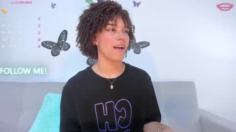 Snapshot of yess__daddyy chatting on March 2025 02:08:02 PM YAMPOOL online show from March 2025 02:08:02 PM