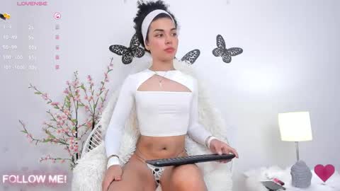 Snapshot of yess__daddyy chatting on November 2025 04:20:02 PM YAMPOOL online show from November 2025 04:20:02 PM