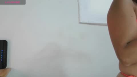 Snapshot of yessica_palmer chatting on March 2025 09:26:02 PM   online show from March 2025 09:26:02 PM