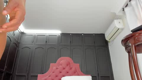 Snapshot of yessik_cioccolato chatting on March 2025 01:26:02 PM Yessike Catalina online show from March 2025 01:26:02 PM