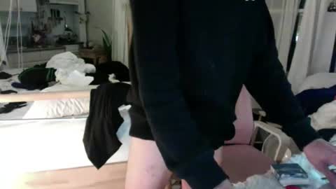 Snapshot of yesyes33369 chatting on April 2026 11:22:02 AM yesyes33369 online show from April 2026 11:22:02 AM