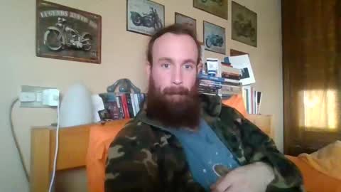 yeti_92 online show from January 2025 03:37:01 PM