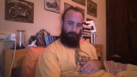 yeti_92 online show from September 2025 05:04:02 PM