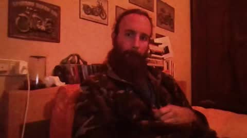 yeti_92 online show from November 2025 05:13:01 PM