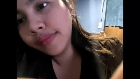 Snapshot of yhang_slut chatting on March 2026 05:19:02 PM yhang_slut online show from March 2026 05:19:02 PM