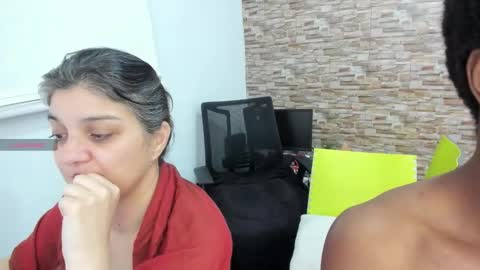 yinyyanghot online show from November 2025 05:43:01 AM