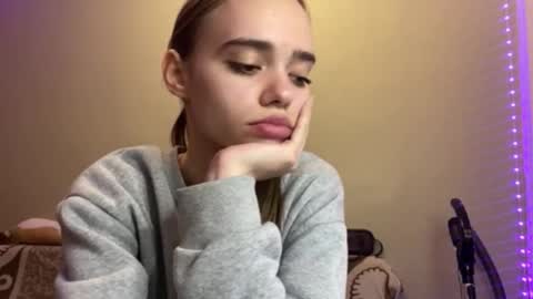 Kristi online show from March 2026 07:29:01 PM