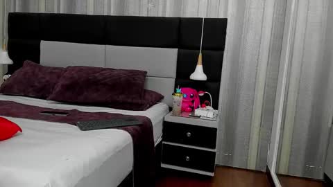 Snapshot of yiyisandoval chatting on January 2026 07:28:02 PM yiyisandoval online show from January 2026 07:28:02 PM