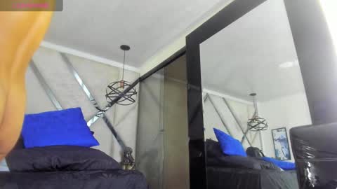 Yiyo online show from February 2025 10:37:02 AM