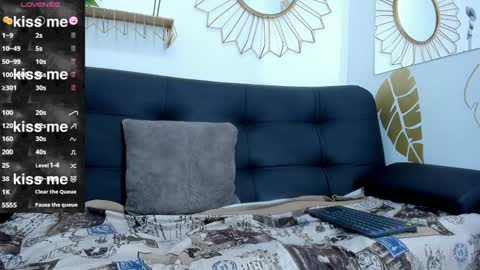 yizus_bonz online show from December 2024 05:48:01 AM