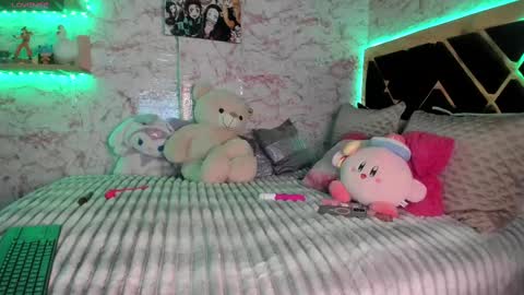 Snapshot of yluismag chatting on March 2025 03:18:02 AM lucy online show from March 2025 03:18:02 AM