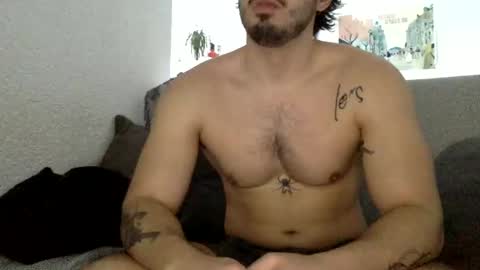 yngspaniard online show from January 2025 10:20:01 AM