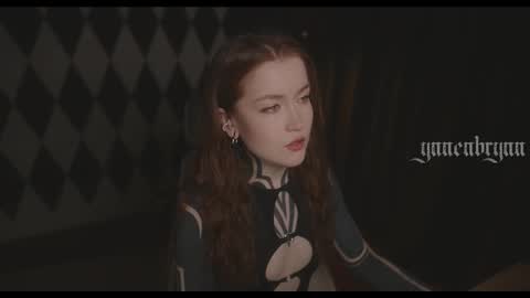 Snapshot of ynnenbrynn chatting on December 2025 07:28:02 AM ynnenbrynn online show from December 2025 07:28:02 AM