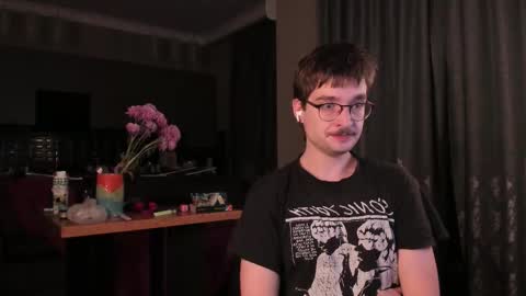 Snapshot of yoga_pizza_420 chatting on November 2025 04:29:02 AM Max online show from November 2025 04:29:02 AM