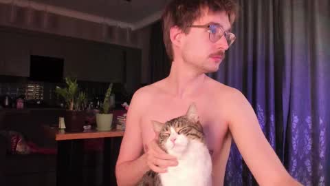 Snapshot of yoga_pizza_420 chatting on February 2026 04:35:02 AM Max online show from February 2026 04:35:02 AM