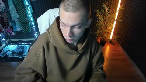 You can ask my name in pm online show from October 2025 05:32:01 AM