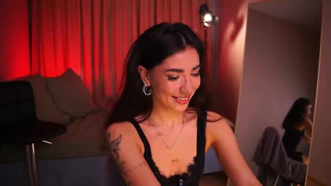 Snapshot of yokokoko__ chatting on April 2026 05:45:01 AM Yoko online show from April 2026 05:45:01 AM