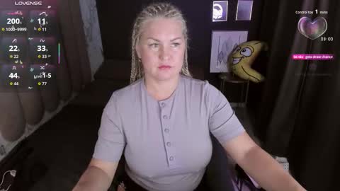 Snapshot of yolanda_kiss chatting on September 2025 08:08:02 PM Yolanda online show from September 2025 08:08:02 PM