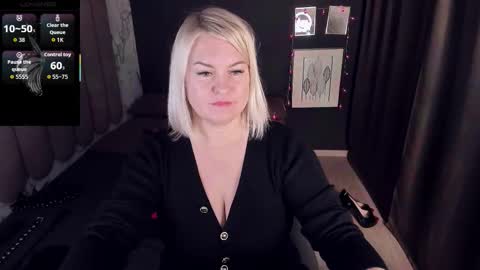 Snapshot of yolanda_kiss chatting on October 2025 08:09:02 PM Yolanda online show from October 2025 08:09:02 PM