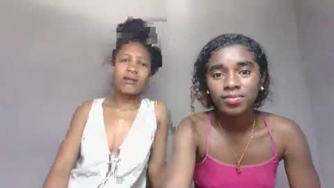 yolandrina05 online show from September 2025 04:25:02 AM