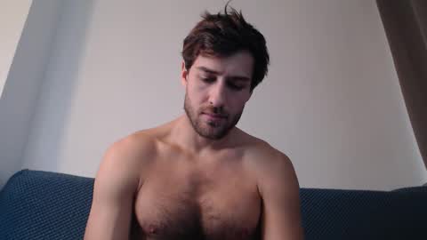 Snapshot of yoooups chatting on December 2025 12:54:01 PM Yoooups online show from December 2025 12:54:01 PM