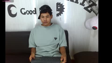 Yordi online show from November 2025 01:57:01 PM