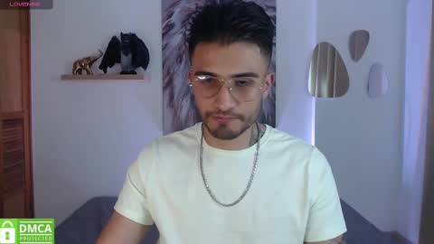 Snapshot of yoshy_man chatting on January 2025 03:32:02 AM yoshy_man online show from January 2025 03:32:02 AM