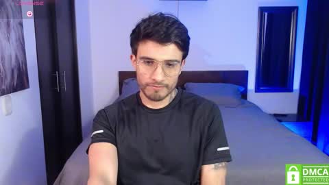 yoshy_man online show from November 2025 03:18:02 AM