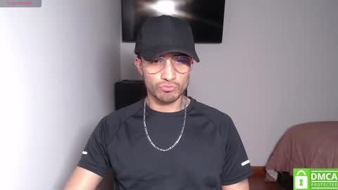 Snapshot of yoshy_man chatting on March 2026 04:18:01 AM yoshy_man online show from March 2026 04:18:01 AM