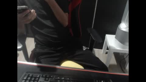 Snapshot of you_are_what_i_need chatting on April 2026 01:33:02 PM you_are_what_i_need online show from April 2026 01:33:02 PM