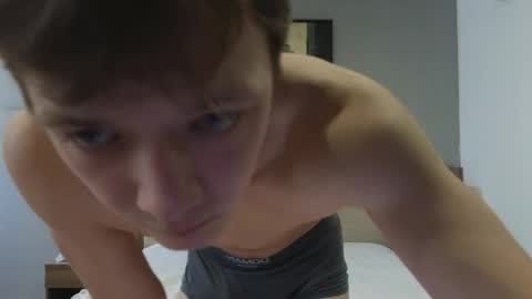 Snapshot of you_dream_ chatting on April 2026 04:02:02 AM you_dream_ online show from April 2026 04:02:02 AM