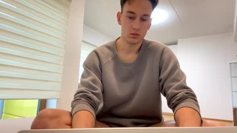 Snapshot of youcan__ chatting on March 2025 02:07:01 PM youcan__ online show from March 2025 02:07:01 PM