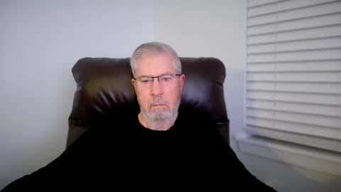 Colorado Guy Straight online show from February 2026 01:25:01 PM