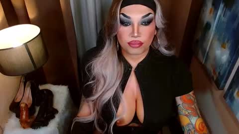 QUEEN MADISON  online show from February 2026 05:23:02 AM