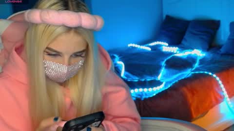 Snapshot of your___barbie chatting on January 2025 07:39:02 PM Barbie online show from January 2025 07:39:02 PM