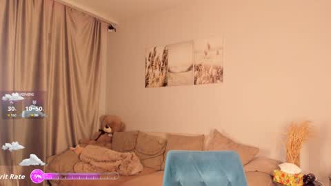 Snapshot of your__voice chatting on March 2026 01:48:02 PM Camilla online show from March 2026 01:48:02 PM