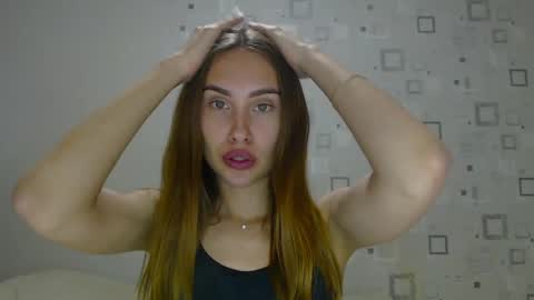 Snapshot of your_ameliaa chatting on May 2026 05:42:04 PM Amelia online show from May 2026 05:42:04 PM