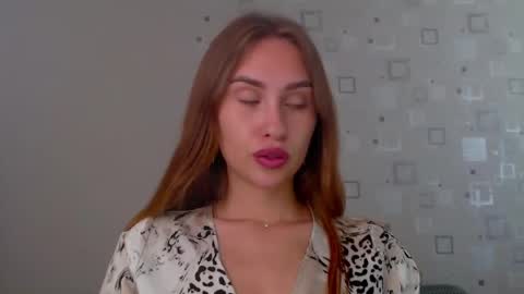 Snapshot of your_ameliaa chatting on May 2026 01:40:02 PM Amelia online show from May 2026 01:40:02 PM