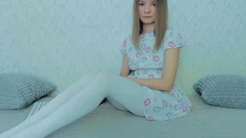 Lily online show from February 2025 05:10:01 AM