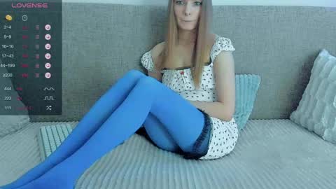 Snapshot of your_caramelka chatting on May 2026 05:14:02 AM Lily online show from May 2026 05:14:02 AM