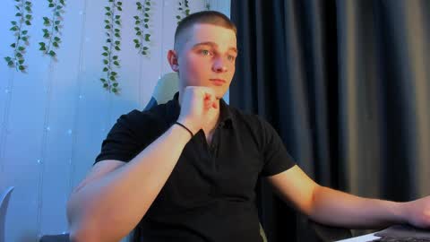 Snapshot of your_claddagh chatting on April 2026 06:49:01 PM your_claddagh online show from April 2026 06:49:01 PM