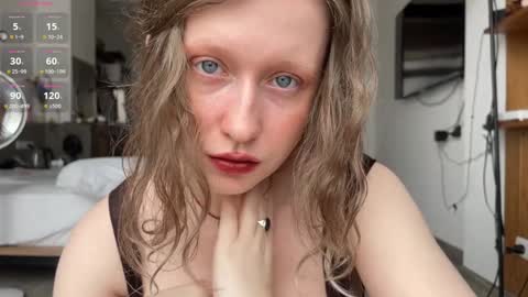 Snapshot of your_coraline_ chatting on January 2025 07:35:02 AM your_coraline_ online show from January 2025 07:35:02 AM