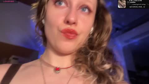 Snapshot of your_coraline_ chatting on January 2025 04:14:02 PM your_coraline_ online show from January 2025 04:14:02 PM